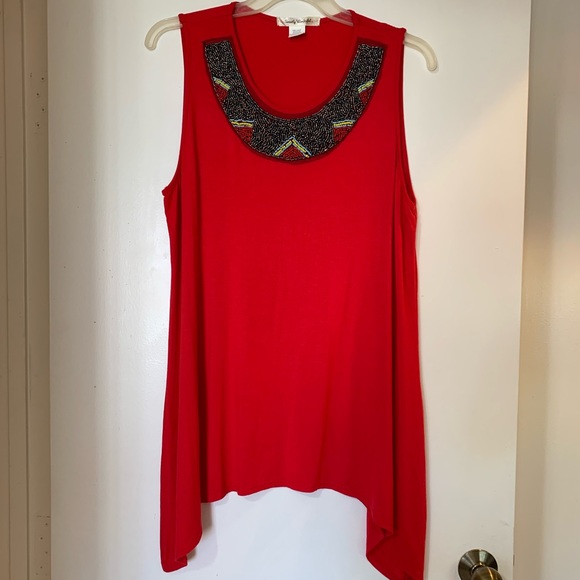 Sleeveless Stretchy Beaded Asymmetrical Hem Red Top Sz XL - Picture 3 of 9